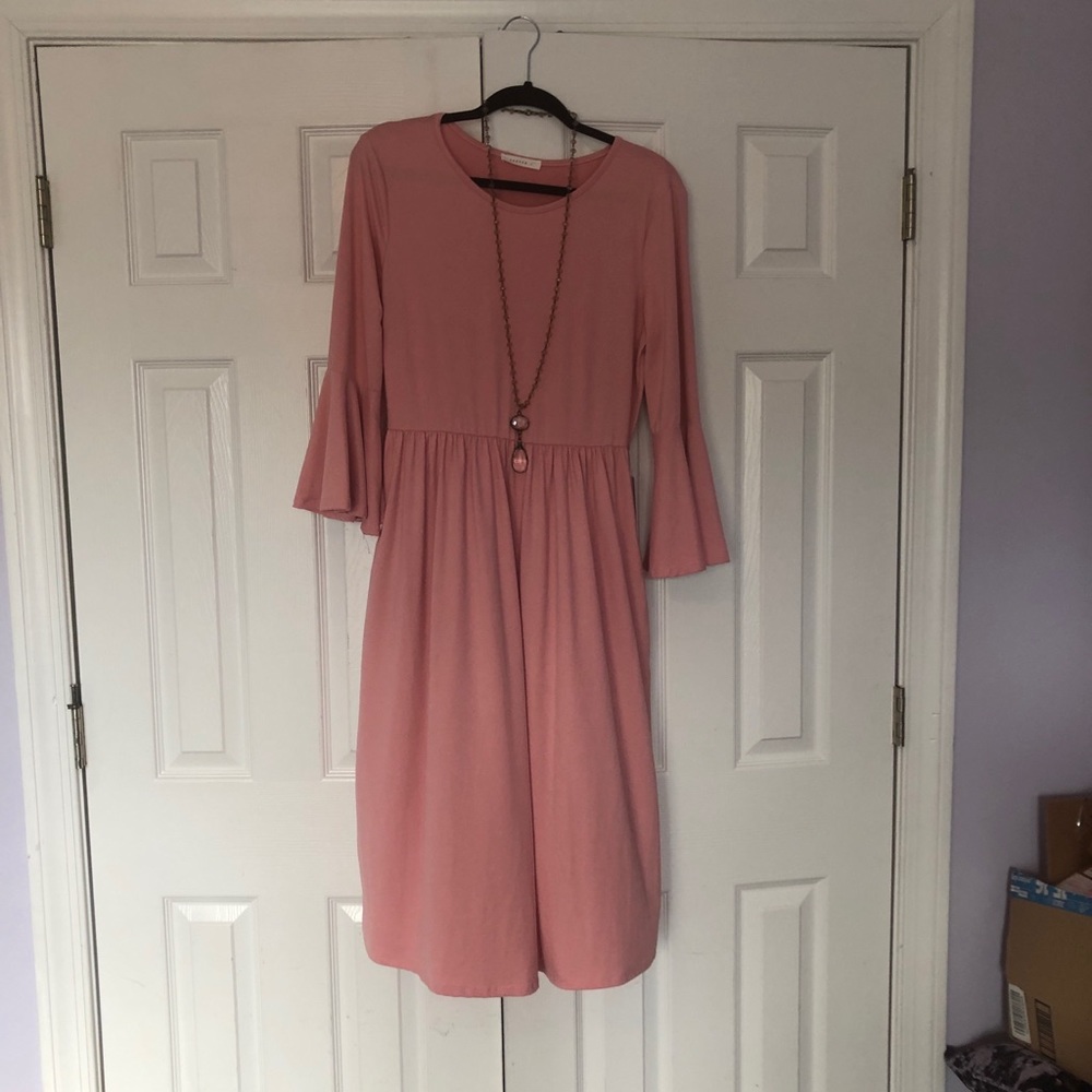 Stretchy cotton rose pink dress  XL bell sleeve